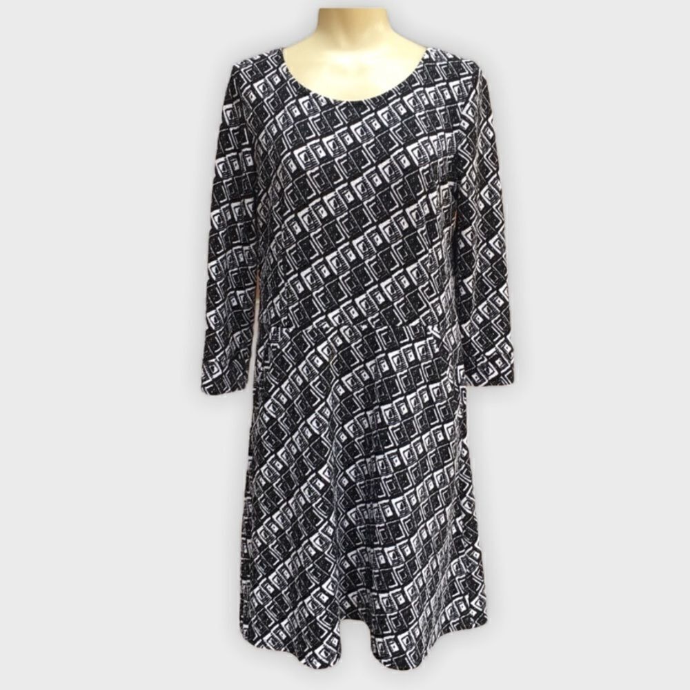 Stitch Fix 41 Hawthorn Geometric Print Knit Dress